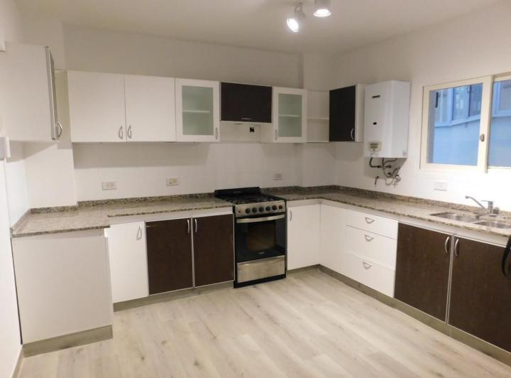 Departamento · 73m² · 5 Ambientes · 1 Cochera