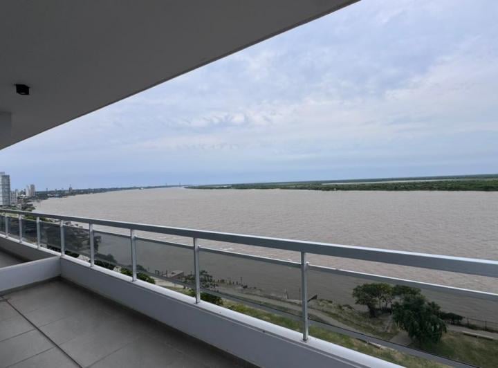 Departamento · 140m² · 3 Ambientes · 1 Cochera