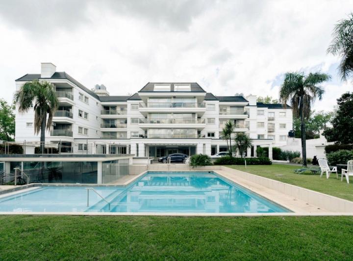 Departamento · 121m² · 6 Ambientes · 1 Cochera