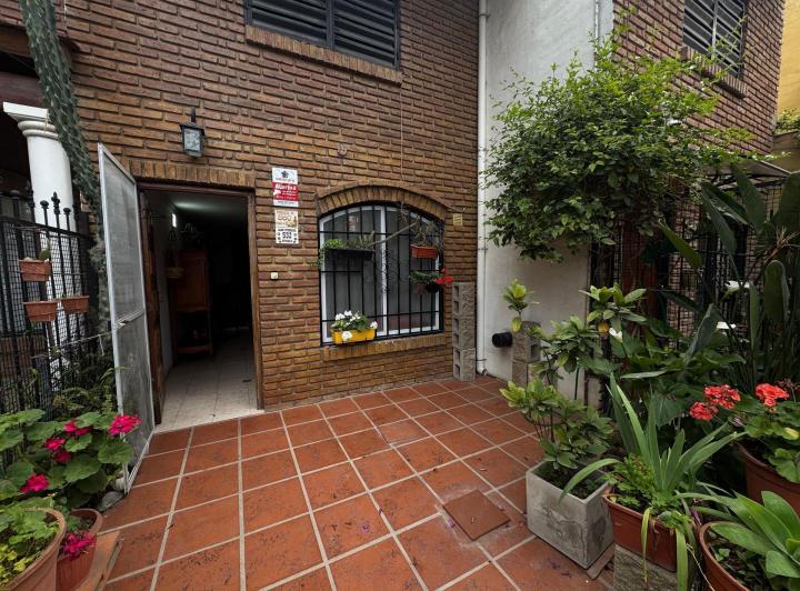 Casa · 85m² · 5 Ambientes