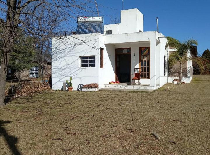 Casa · 79m² · 4 Ambientes · 1 Cochera