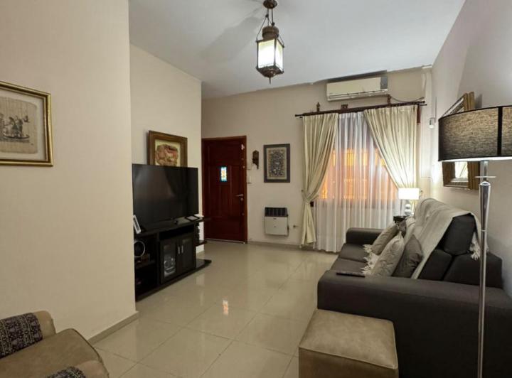 Casa · 190m² · 7 Ambientes · 1 Cochera