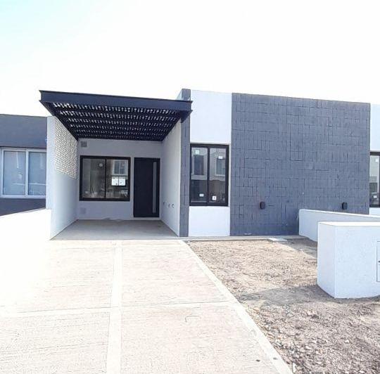 Casa · 125m² · 4 Ambientes · 1 Cochera
