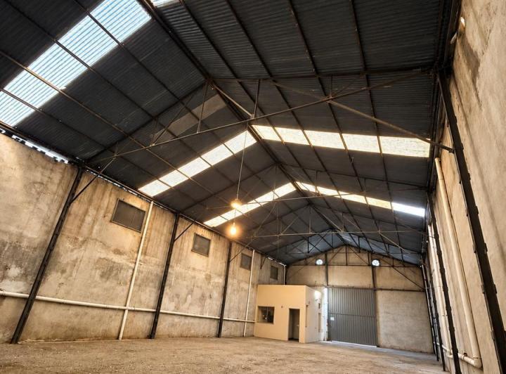 Bodega-Galpón · 300m²