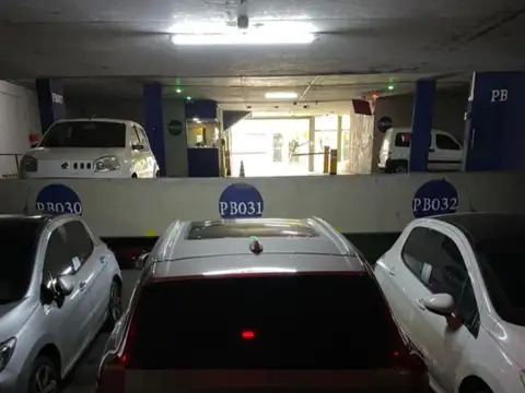 Cochera en Alquiler en Centro, Rosario