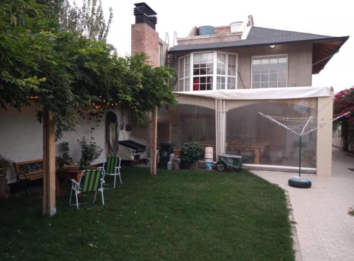 Casa · 350m² · 1 Ambiente