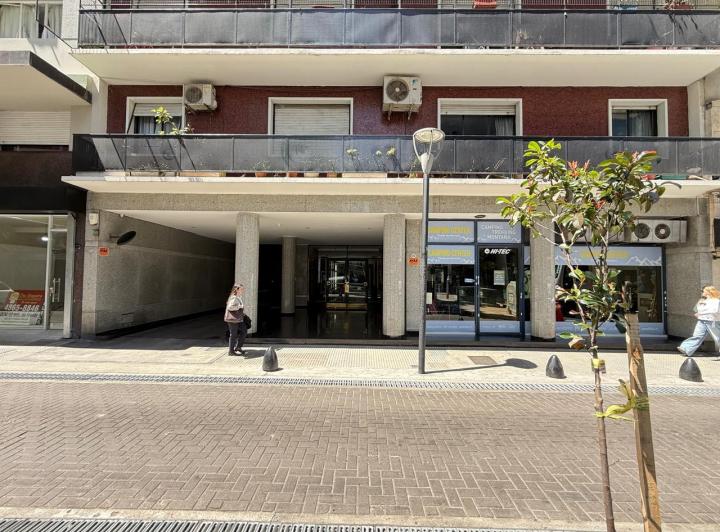 Departamento · 115m² · 6 Ambientes · 1 Cochera