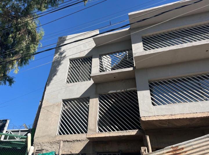 Edificio · 885m²