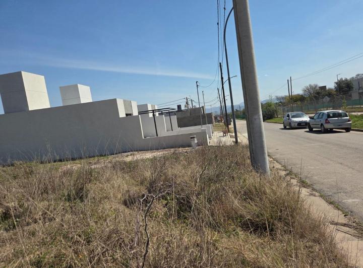 Terreno · 418m²