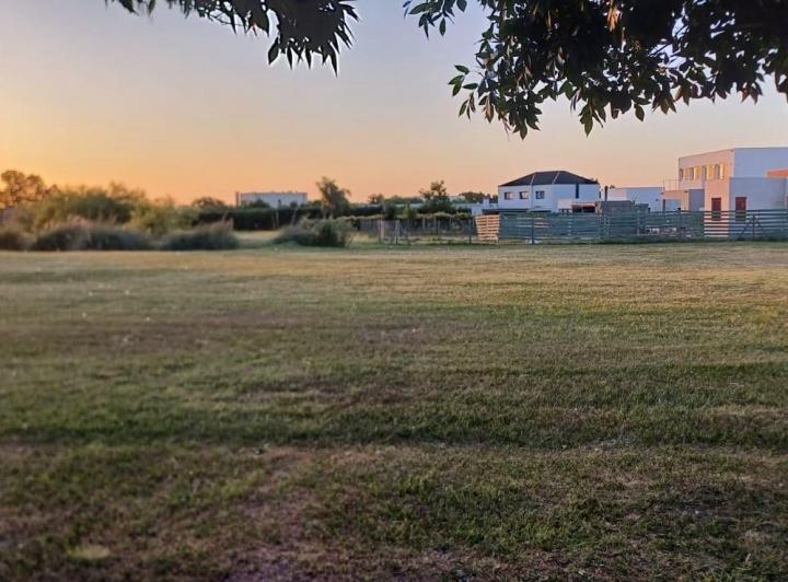 Terreno · 1092m²