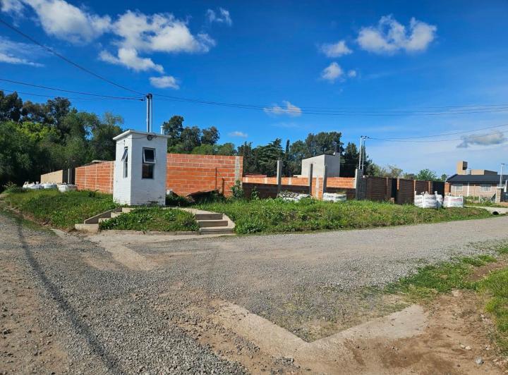 Terreno · 301m²
