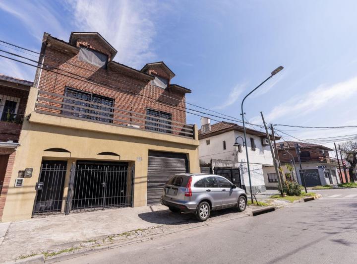 Local comercial · 309m² · 10 Cocheras