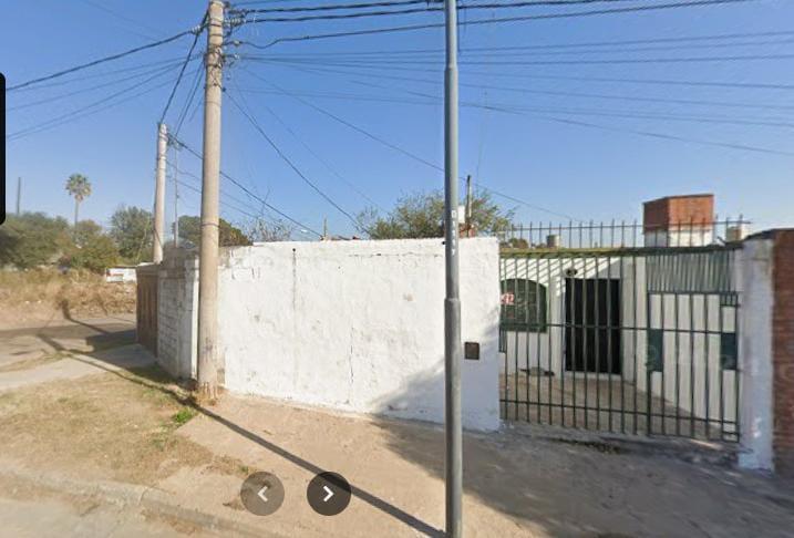 Casa · 80m² · 5 Dormitorios · 1 Cochera
