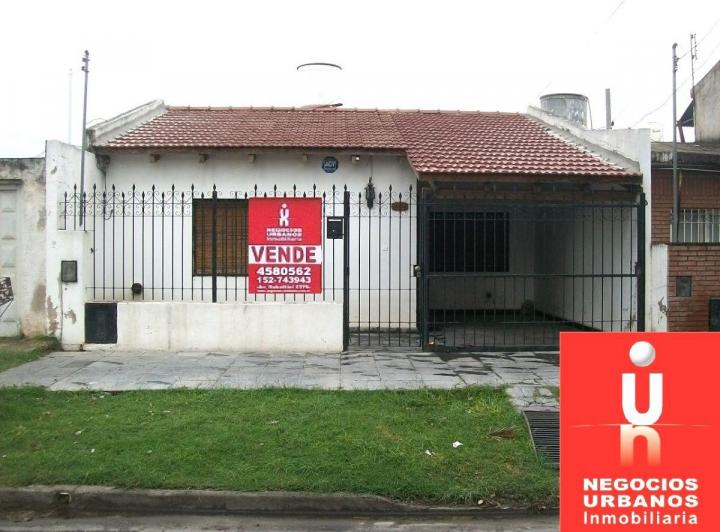 Casa · 153m² · 5 Ambientes · 1 Cochera