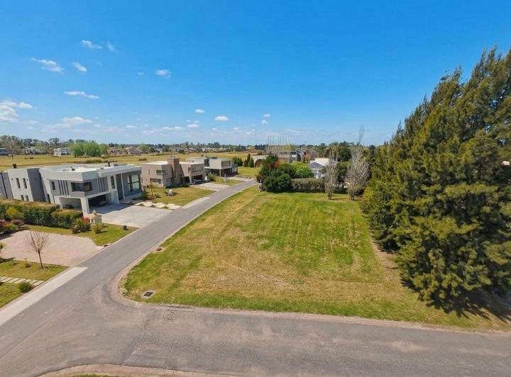 Terreno · 1086m²