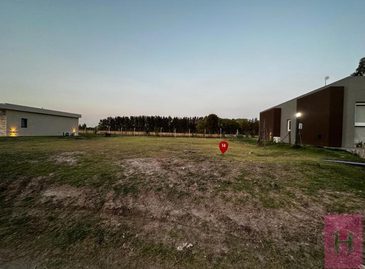 Terreno · 600m²