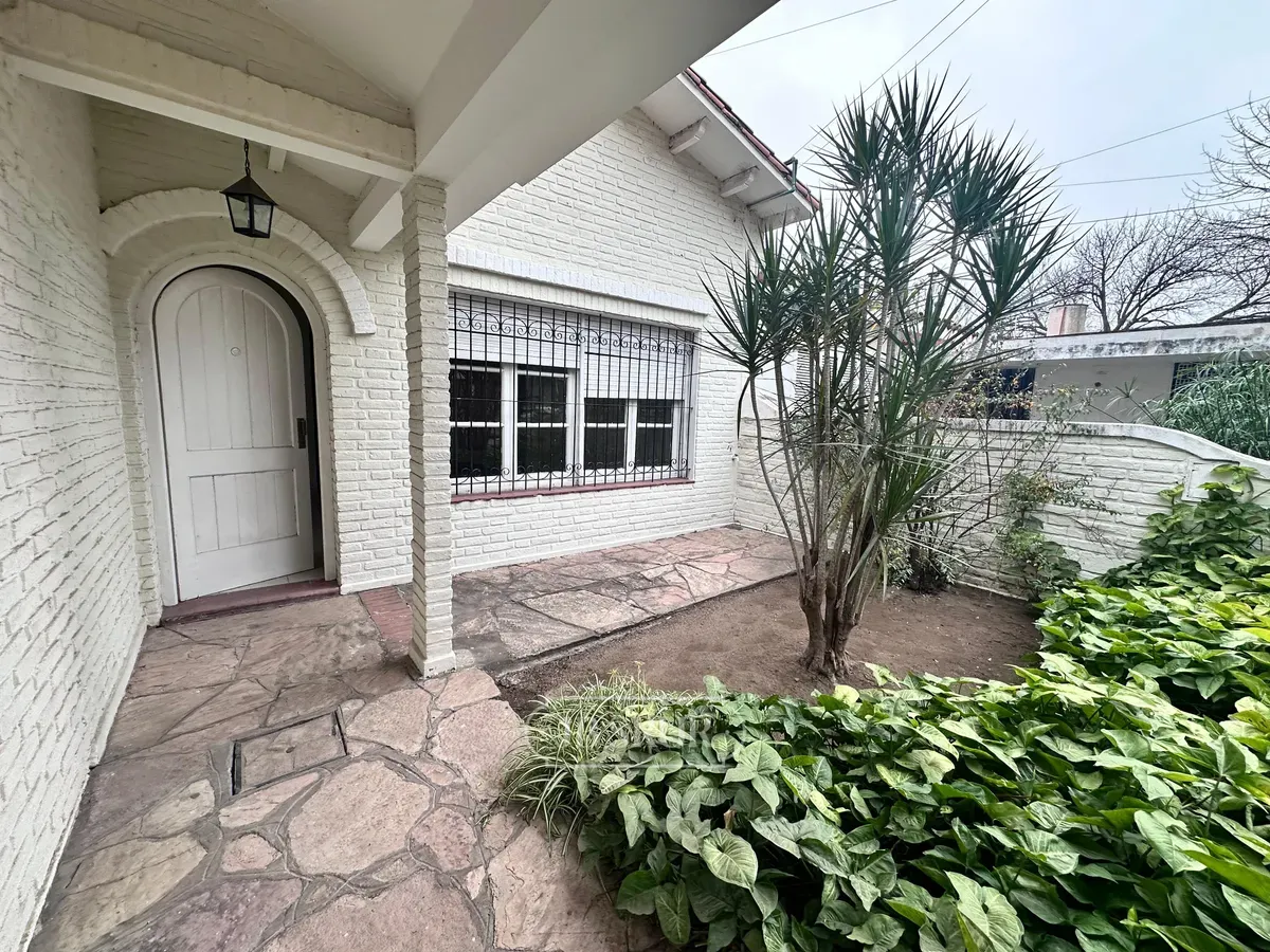 Venta casa 4 Dorm. B Alto Alberdi