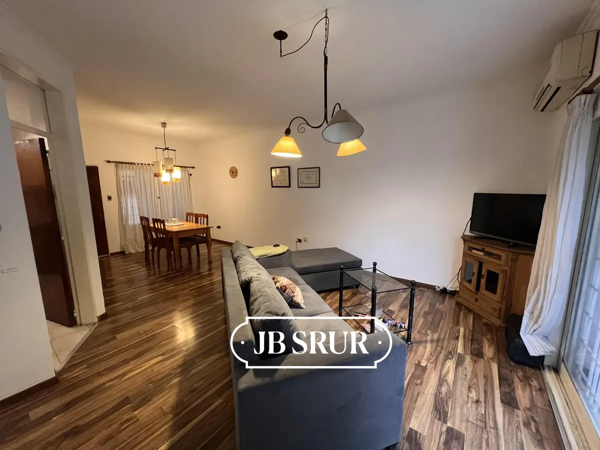 Casa en Venta  en Colinas de Vélez Sarsfield de 3 dormitorios