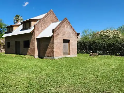 Casa en Venta en Roldan, San Lorenzo
