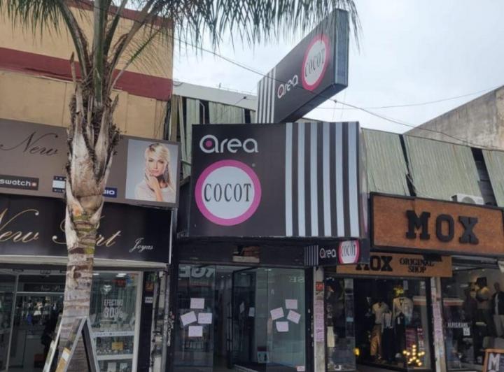 Local comercial · 130m² · 4 Ambientes