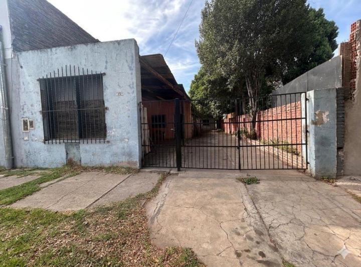 Casa · 130m² · 4 Ambientes · 1 Cochera