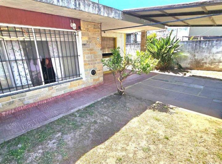 Casa · 112m² · 4 Ambientes · 1 Cochera