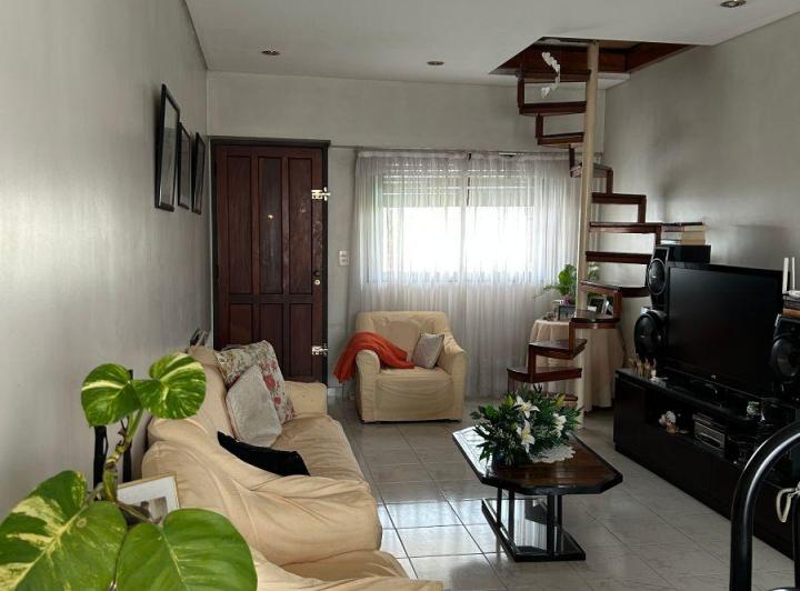 PH · 155m² · 7 Ambientes · 1 Cochera