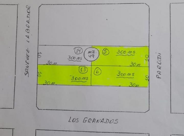 Terreno · 300m²