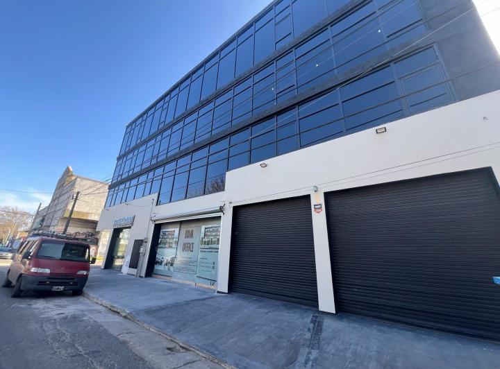 Local comercial · 162m² · 1 Ambiente
