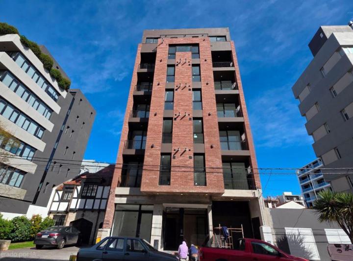 Departamento · 47m² · 2 Ambientes · 1 Cochera
