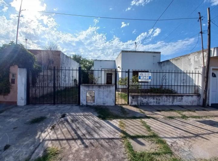 Casa · 88m² · 3 Ambientes · 1 Cochera