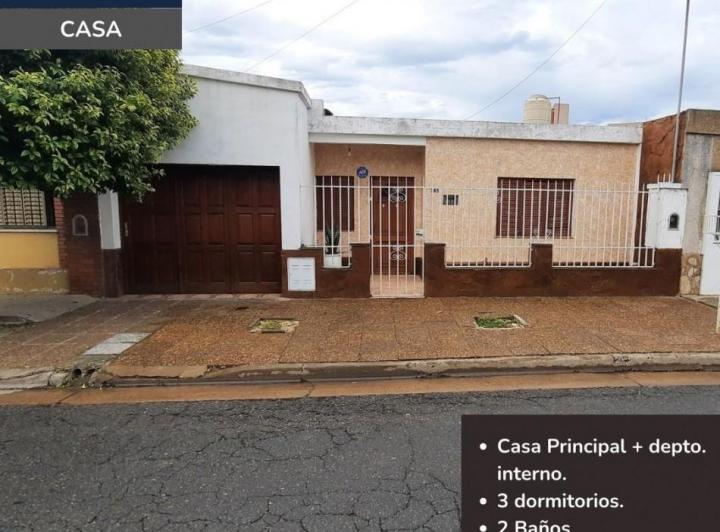 Casa · 140m² · 4 Ambientes · 1 Cochera