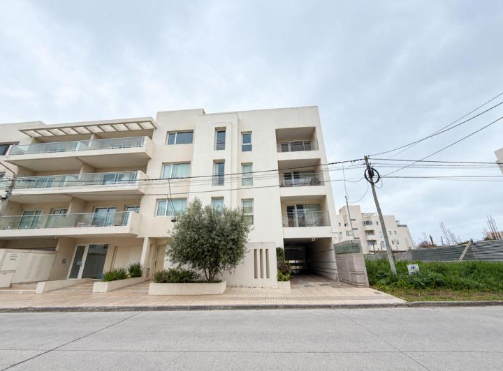 Departamento · 80m² · 3 Ambientes