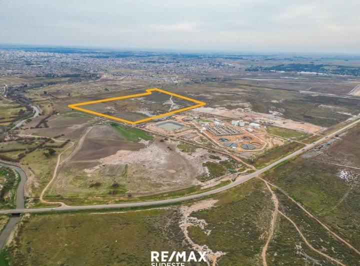 Terreno · 210000m²