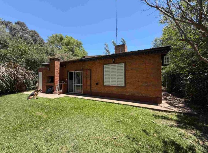 Casa · 129m² · 4 Ambientes · 1 Cochera