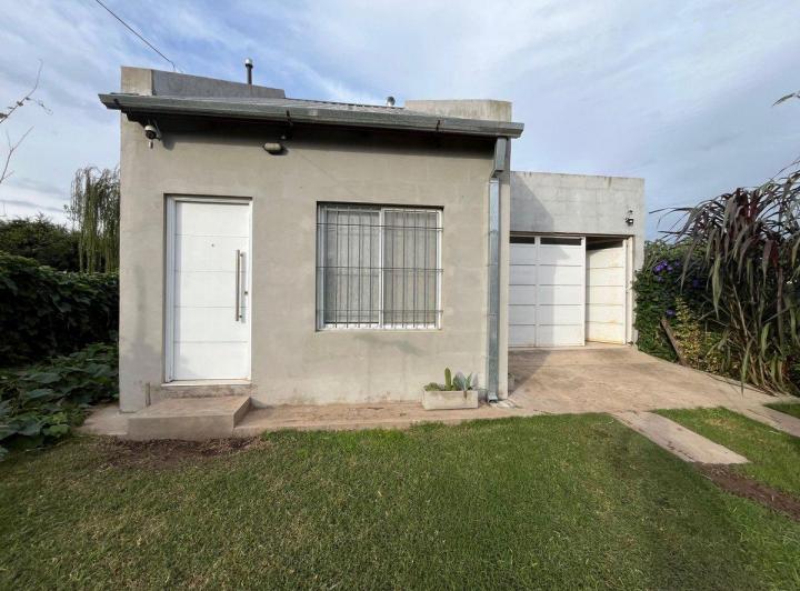 Casa · 100m² · 3 Ambientes · 1 Cochera