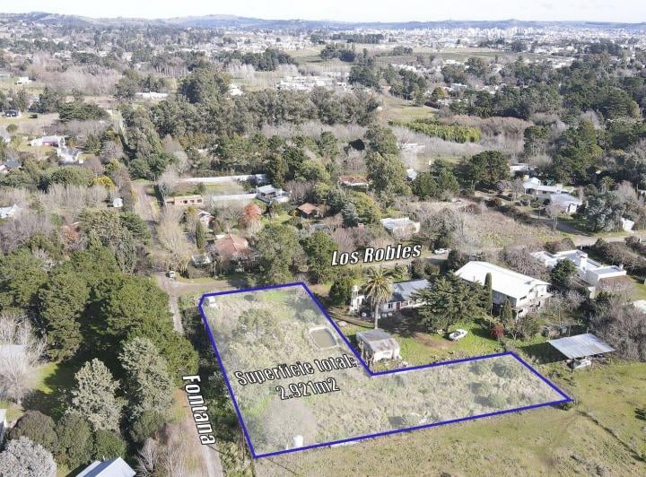 Terreno · 2921m²