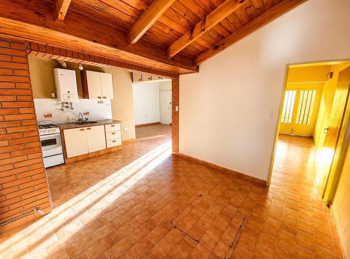 Casa · 110m² · 3 Ambientes · 1 Cochera