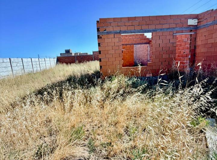 Terreno · 317m²