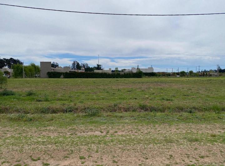 Terreno · 600m²