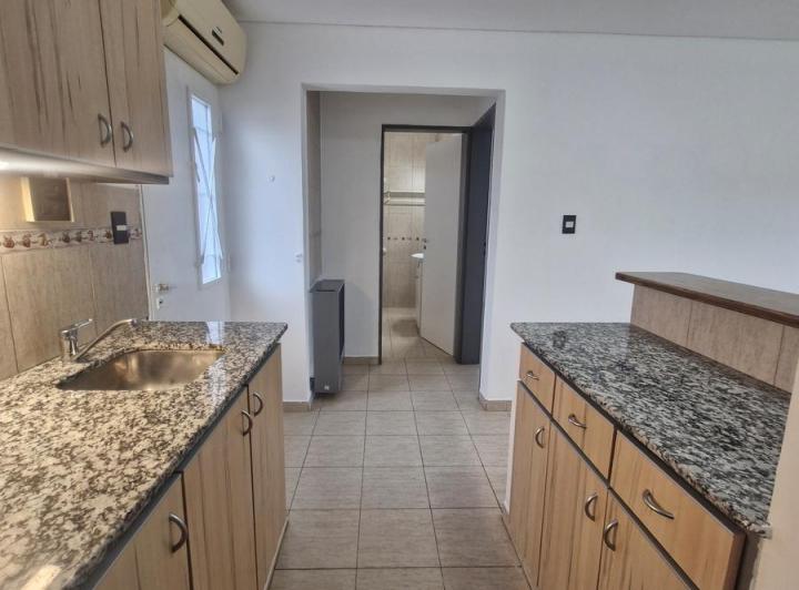 Departamento · 50m² · 2 Ambientes · 1 Cochera