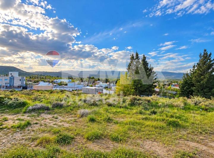 Terreno · 1027m²