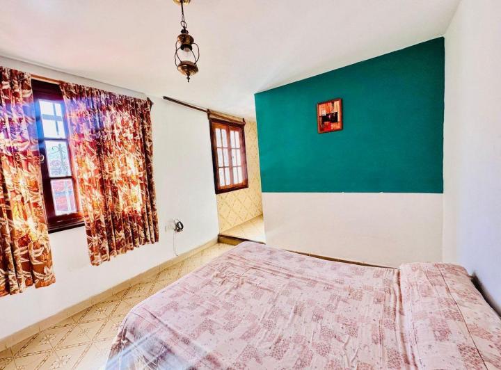Casa · 264m² · 5 Ambientes · 1 Cochera