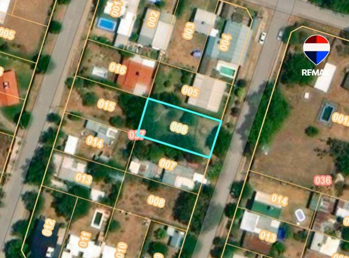 Terreno · 450m²