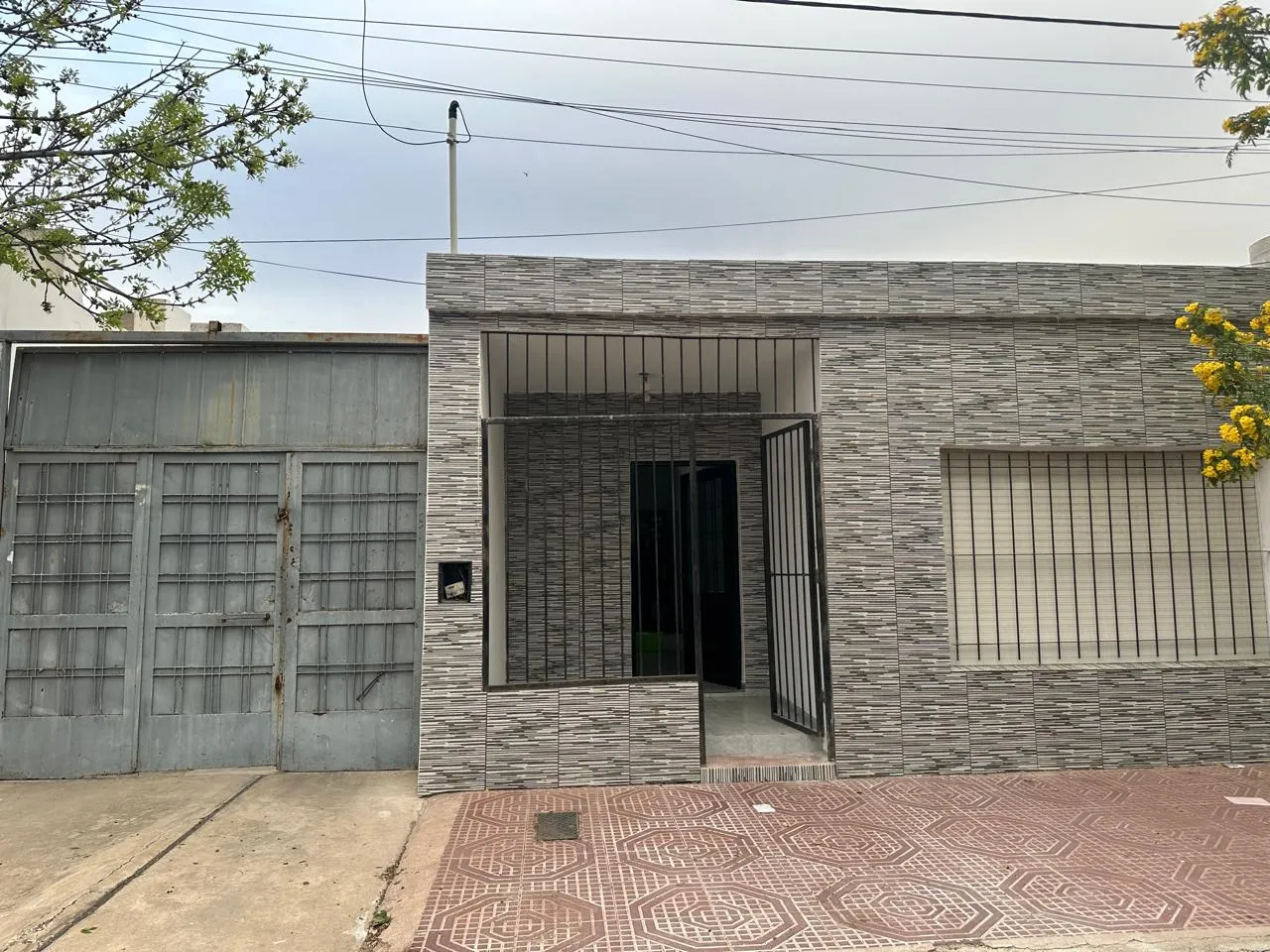 DUEÑO VENDE -Local Comercial c/GALPON y DEPOSITO c/Departamento PA - PRECIO NEGOCIABLE