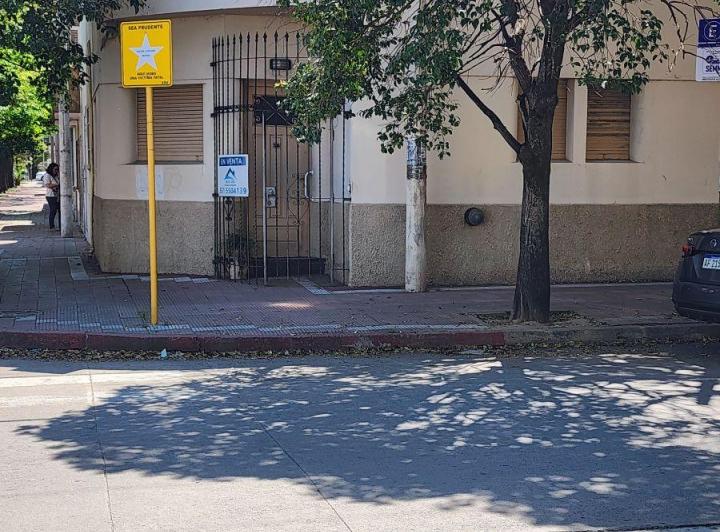 Casa · 139m² · 5 Ambientes · 1 Cochera
