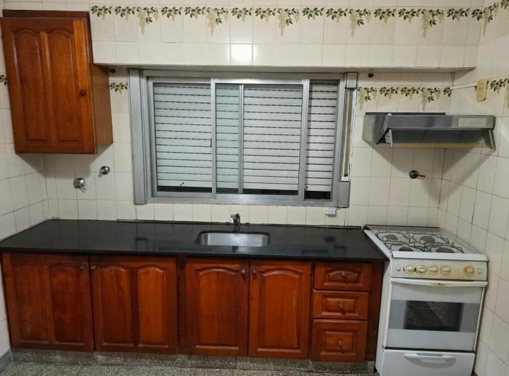 Casa · 70m² · 3 Ambientes · 1 Cochera
