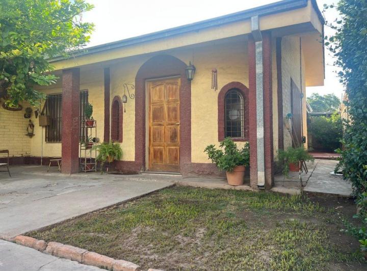 Casa · 127m² · 5 Ambientes · 1 Cochera