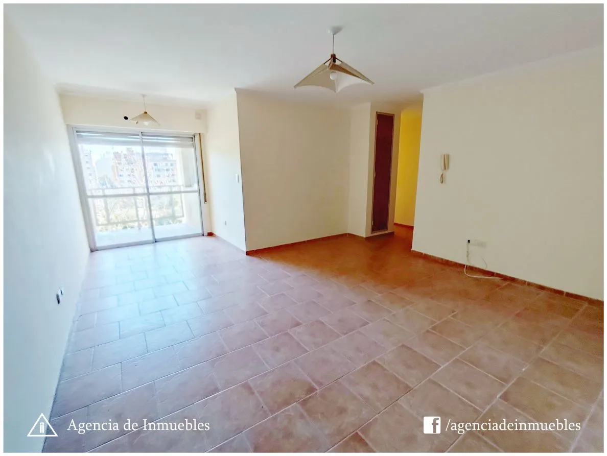 ALQUILA: Departamento 2 Dormitorios, Externo con Balcon / Nueva Cordoba