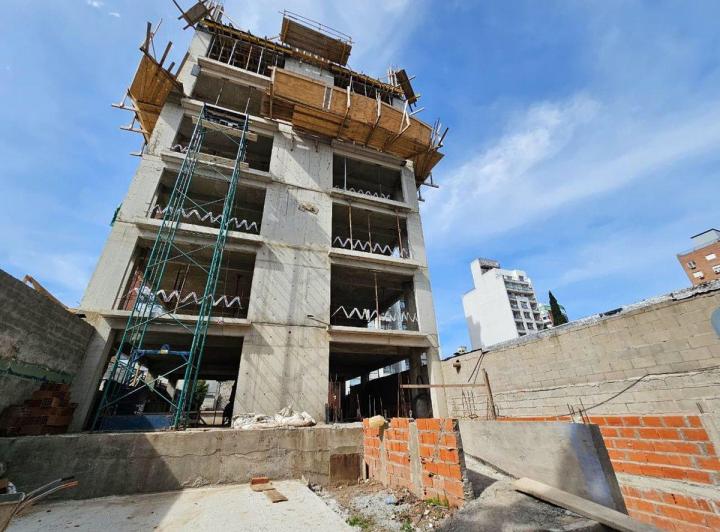 Departamento · 60m² · 2 Ambientes · 1 Cochera